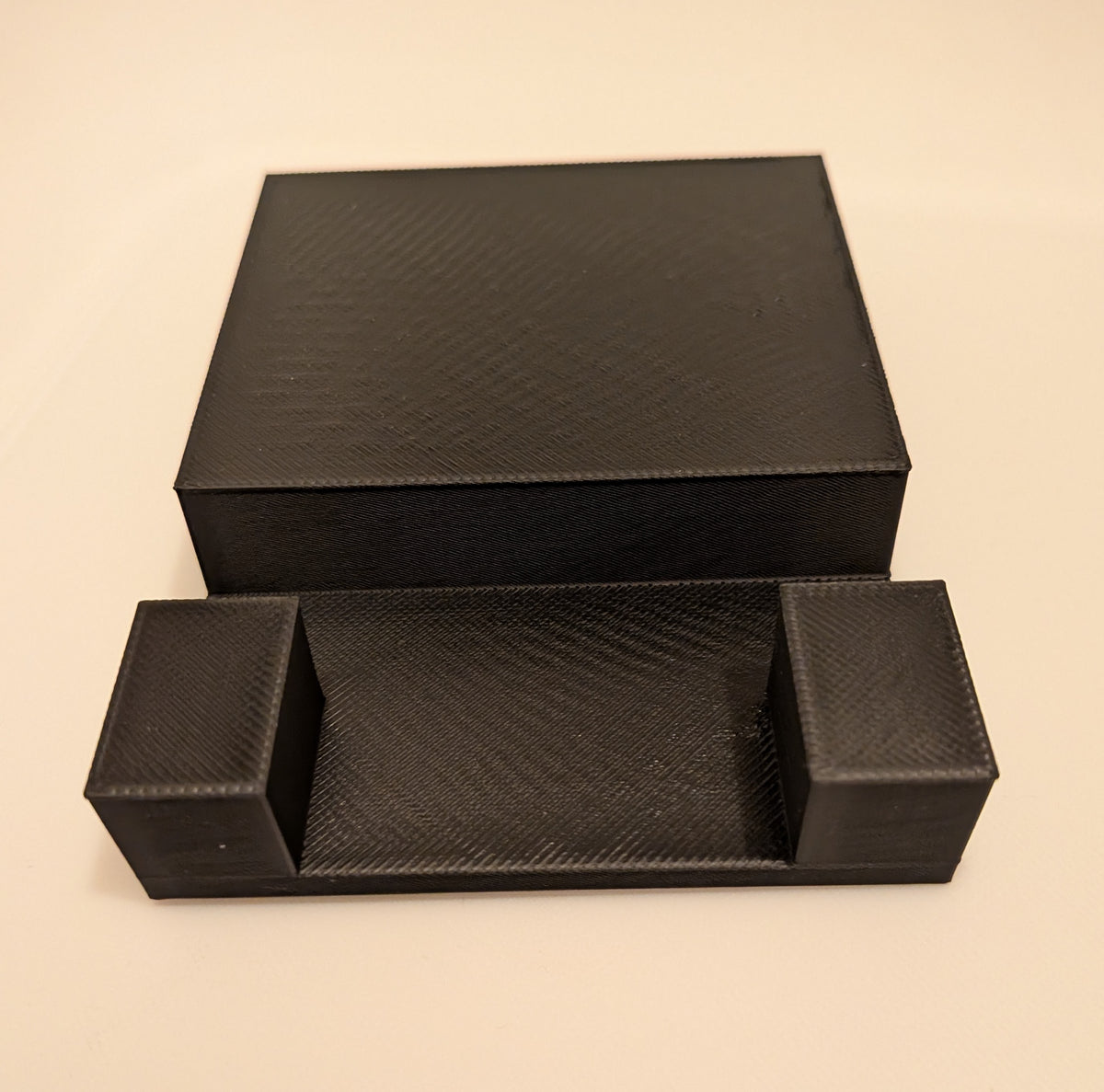 📱Cell Phone Stand with Anti-Skid Rubber Feet