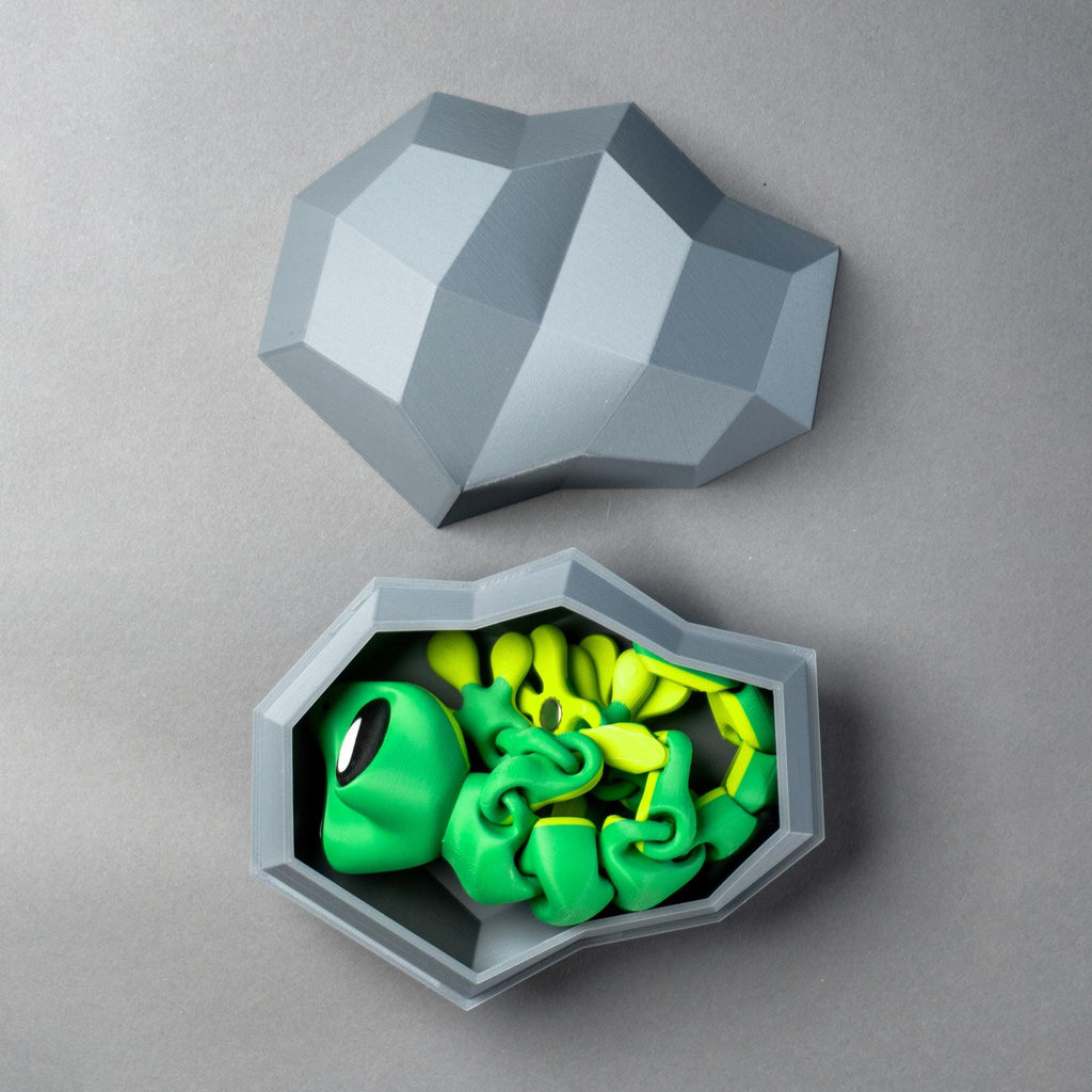 Magnetic Gecko Buddy with Storage Rock – 3D Printed Cutie in Green and Yellow or Green and several other colors!
